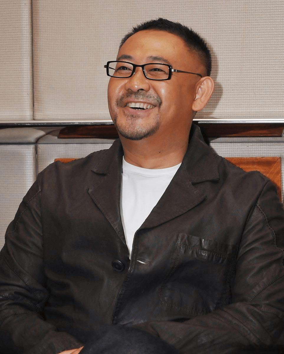 姜文姜武同母异父为何都姓姜?揭秘背后的感人故事_母亲_家庭_名字