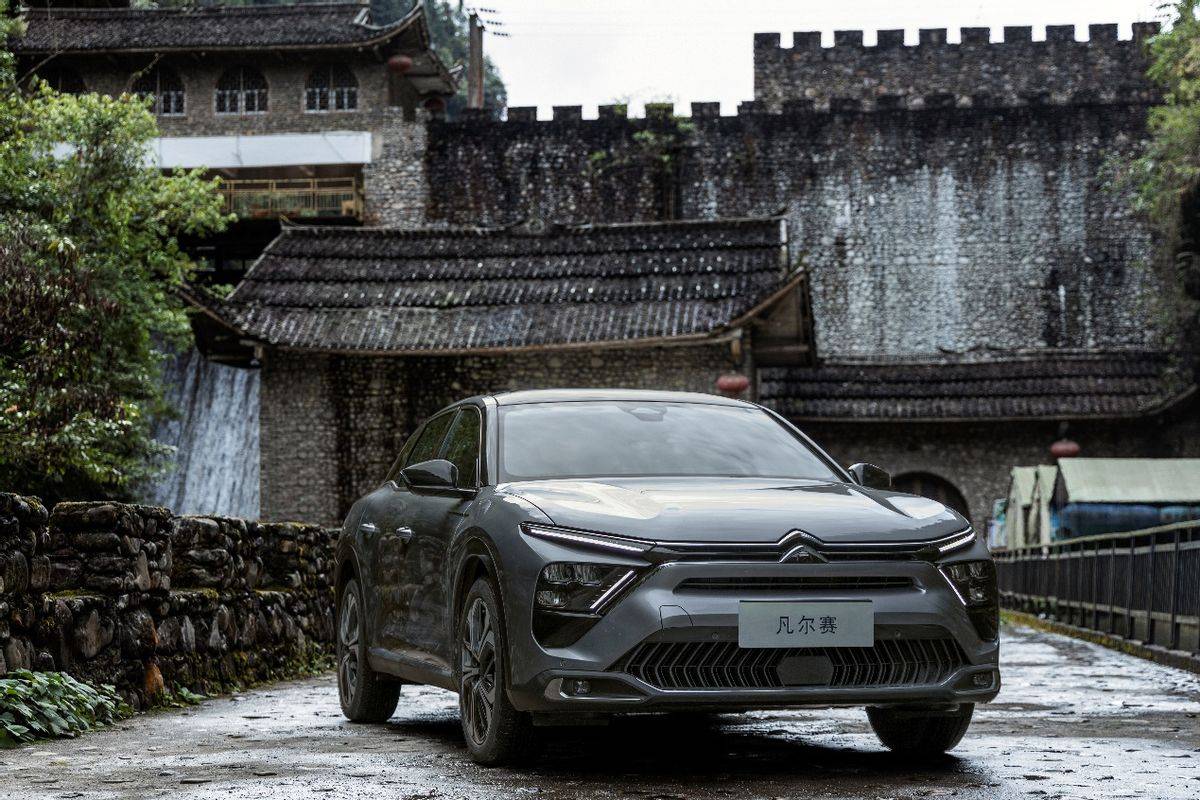 金秋时节买好车,凡尔赛c5 x经典款很值得