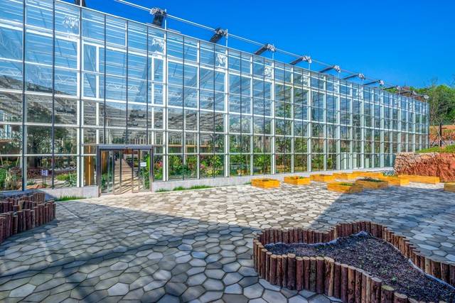 4000平玻璃温室大棚一亩地成本大概多少钱?_系统_材料_部分