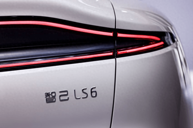800伏平台中大型SUV 这是要围剿小鹏G6?