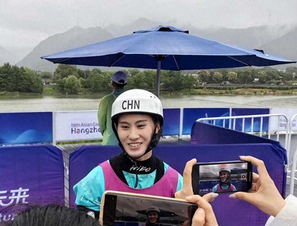 我们21岁亚运冠军黄娟:我准备回去继续上班了_运动_激流回旋_成功