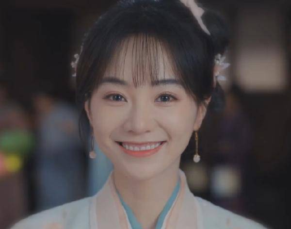 凭借《离人心上》走红,如今胡意旋又在《九义人》里惊艳了无数人_胡