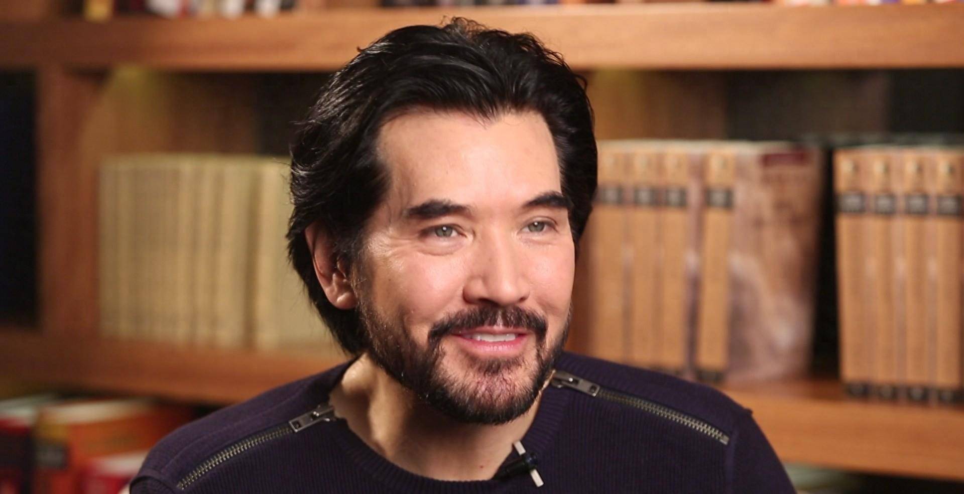 原创留长发却不娘的5位男明星个个五官硬朗野性又帅气