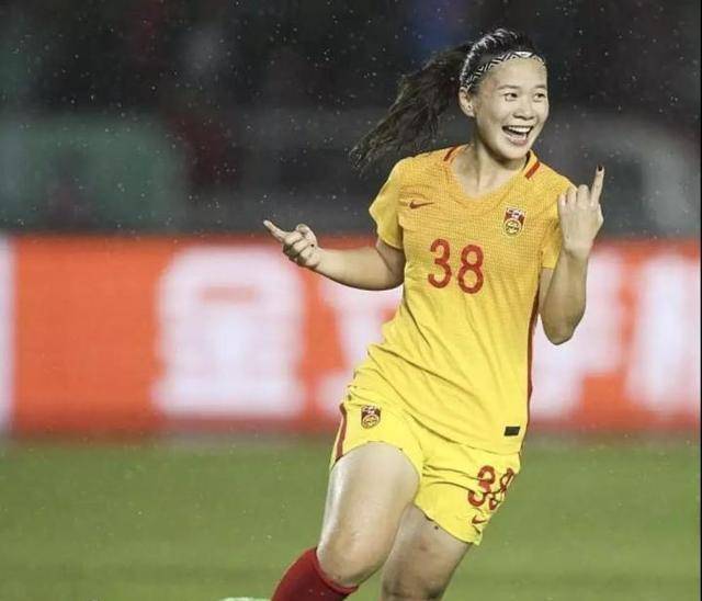 孙雯上任女足重新洗牌,王霜不满征召,水庆霞公报私仇两功臣无缘