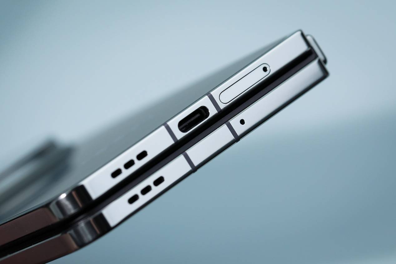 更纤薄之余还有更简练精致设计 oppo find n3折叠屏手机图赏_屏幕尺寸
