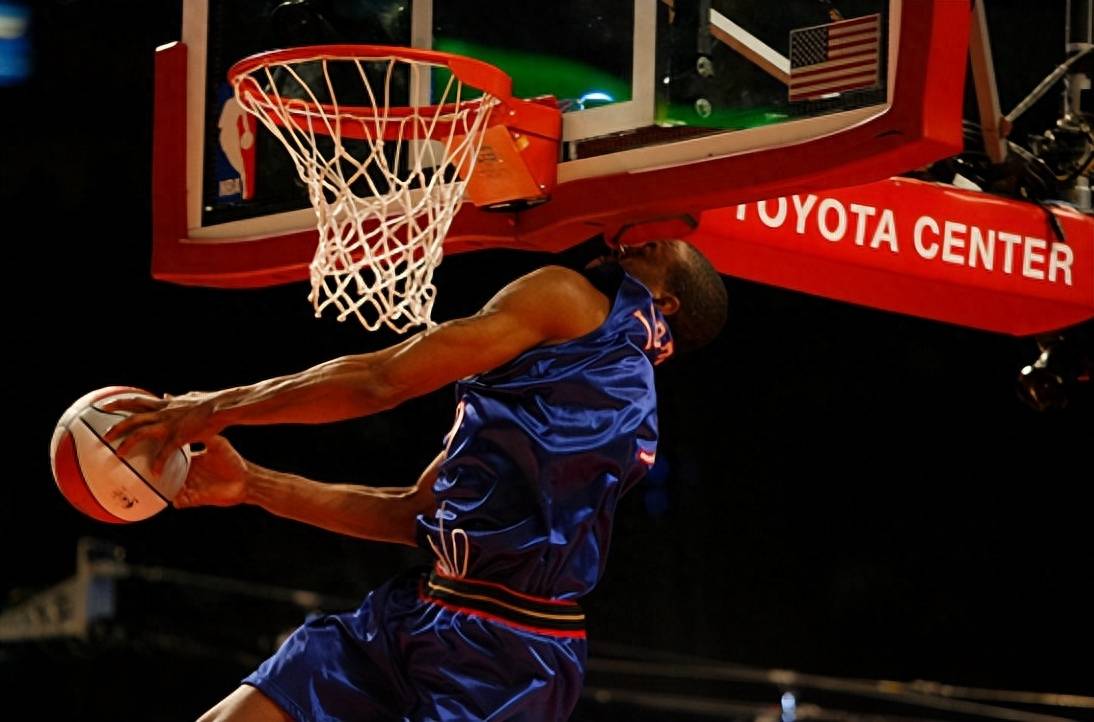 伊戈达拉正式宣布退役:十九年生涯四次冠军,完美的nba职业生涯_勇士队