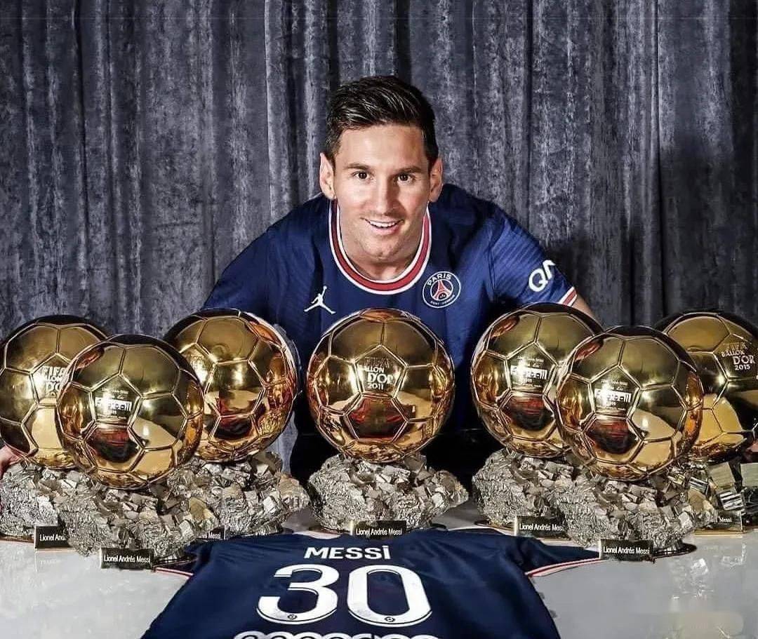 球王的奖还没拿完,如今的梅西还能获得哪些顶级个人奖项?