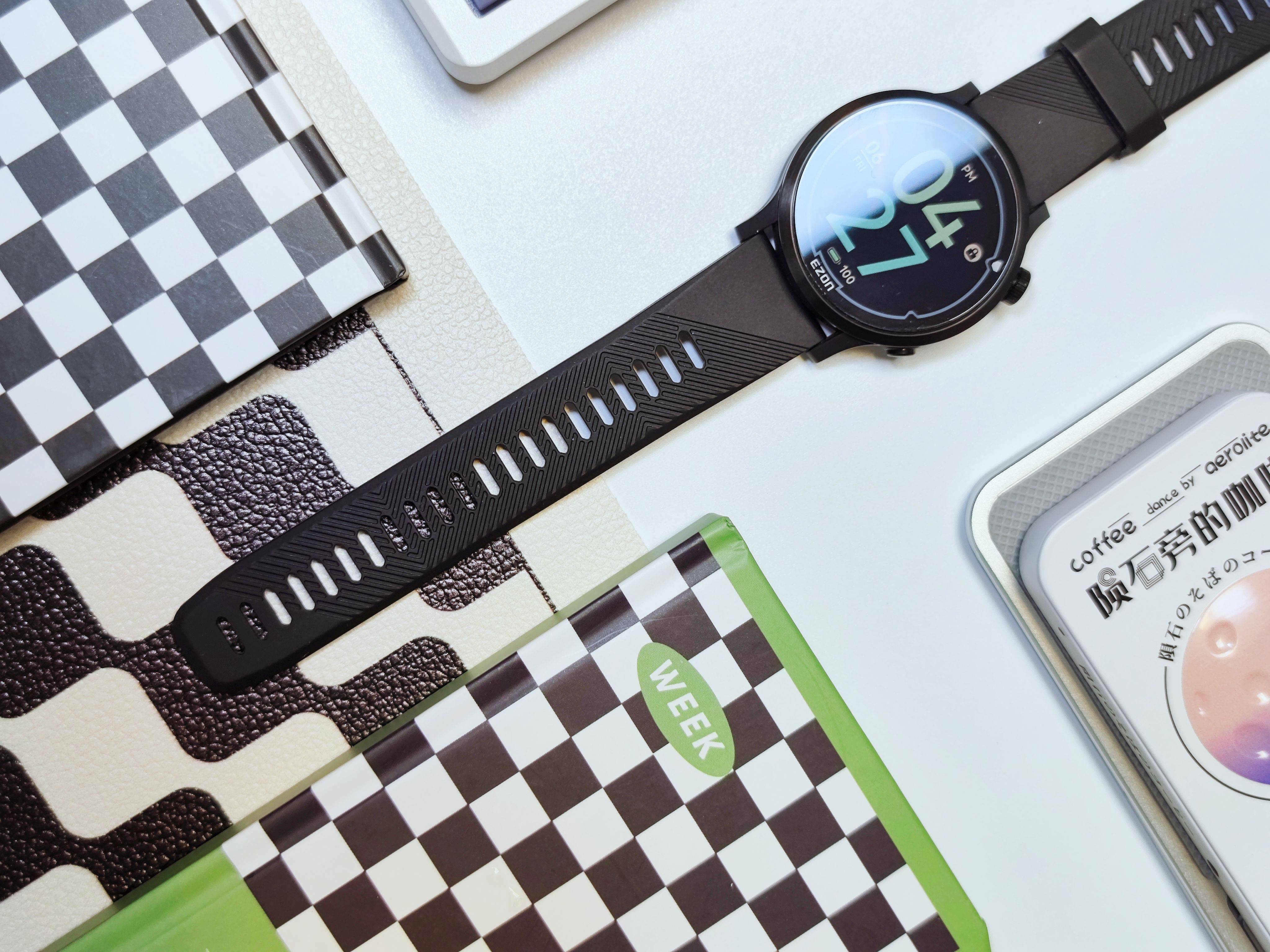 只需千元即可拿下五星定位的“腕上陪练”,宜准R7到底值不值得买?