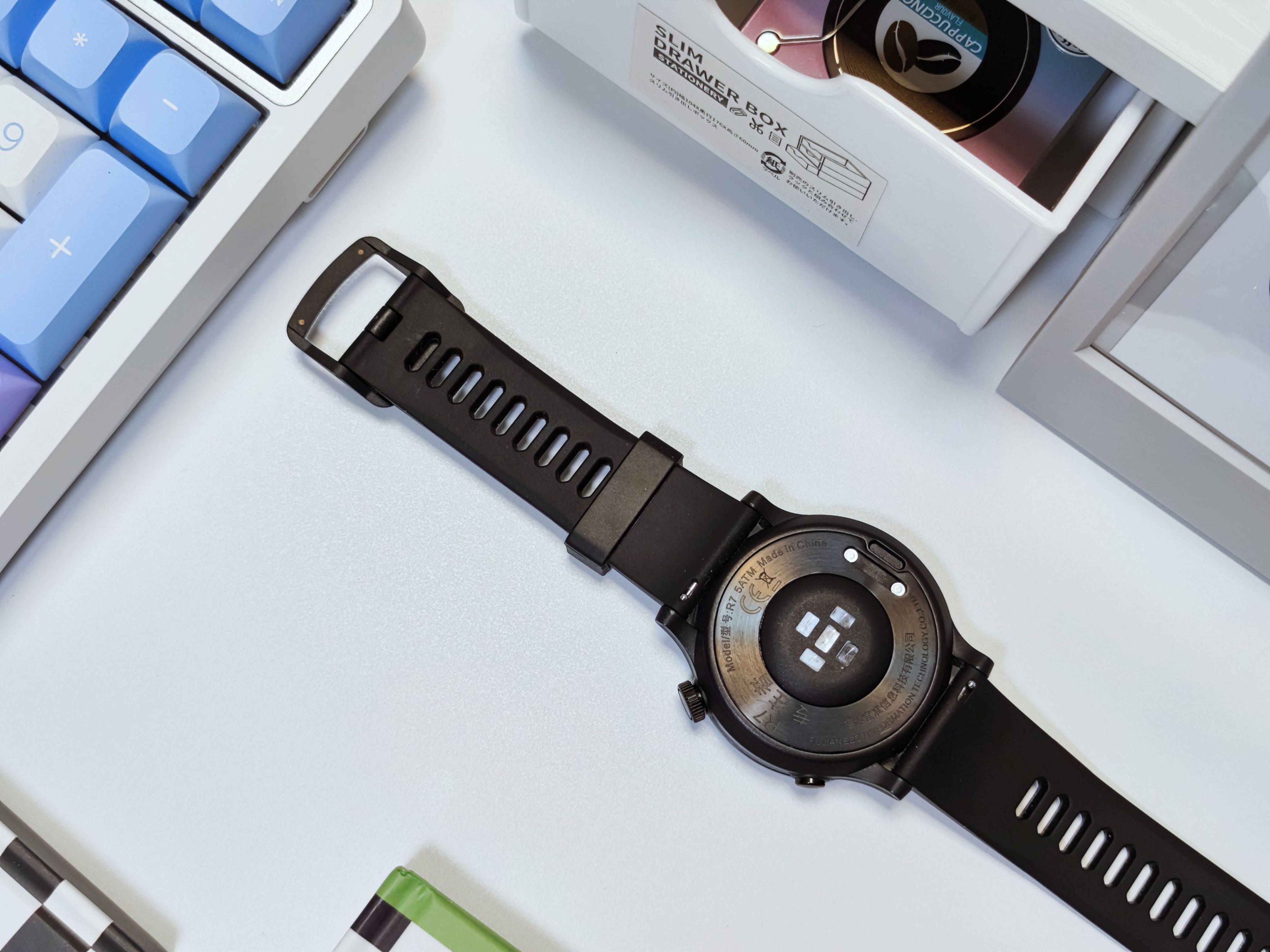 只需千元即可拿下五星定位的“腕上陪练”,宜准R7到底值不值得买?