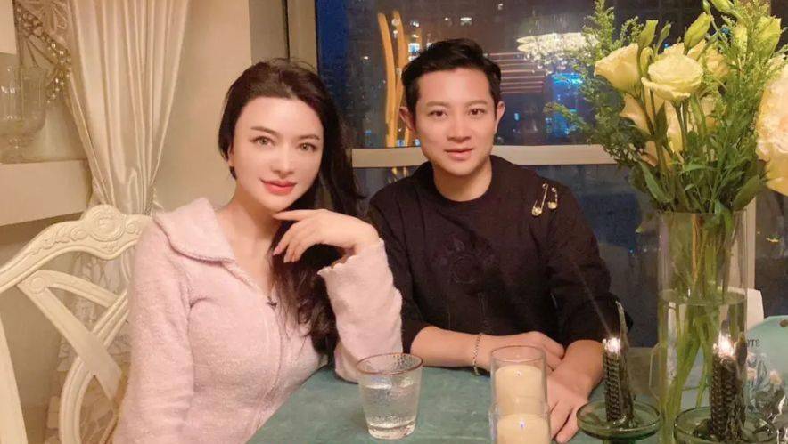 原来歌手罗中旭背叛家人的爆料!