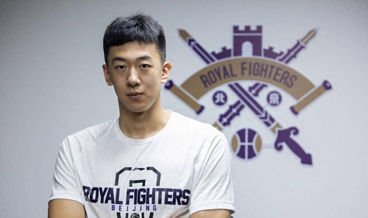 27岁cba状元郎离开:曾入选地方队,因训练太累不想打_王少杰_调整_球员