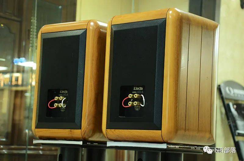 意大利 世霸 sonus faber electa 中情人 经典书架音箱