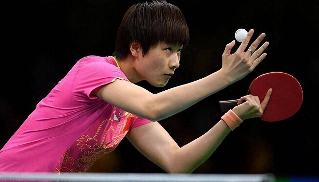 丁宁:我们乒乓球大满贯,身兼多职的优秀青年_活动_体育_故事