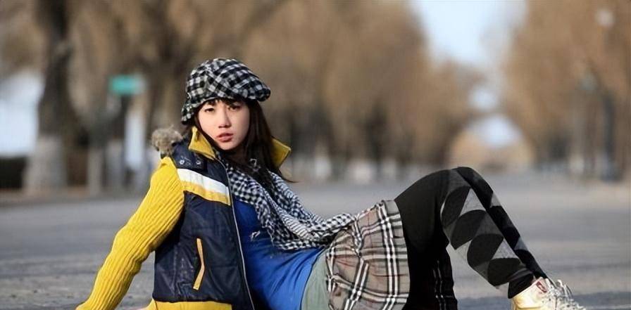 "网红模特"张筱雨,出道一年拍21套人体写真,现38岁仍单身未婚_身体