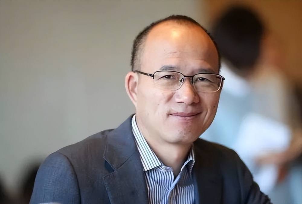 她曾是著名主持人,结婚后生三子隐退_郭广昌_王津元_时候