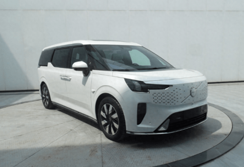 沃尔沃EM90工信部照片曝光,预计定价80万元 沃尔沃EM90工信部照片曝光,预计定价80万元