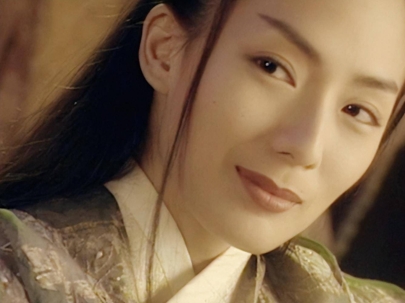 从"何仙姑"到"按摩女",破产女星郑秀珍,为什么会走到今天?