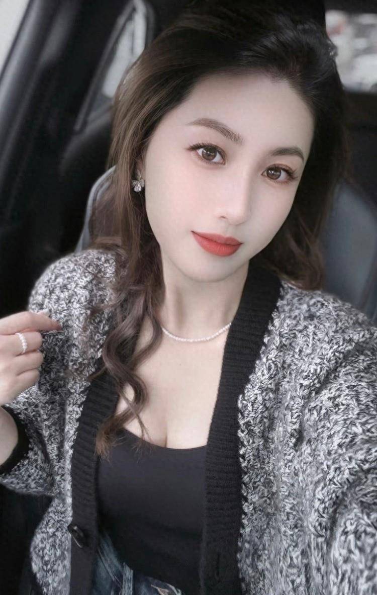 美女少妇诱人图片