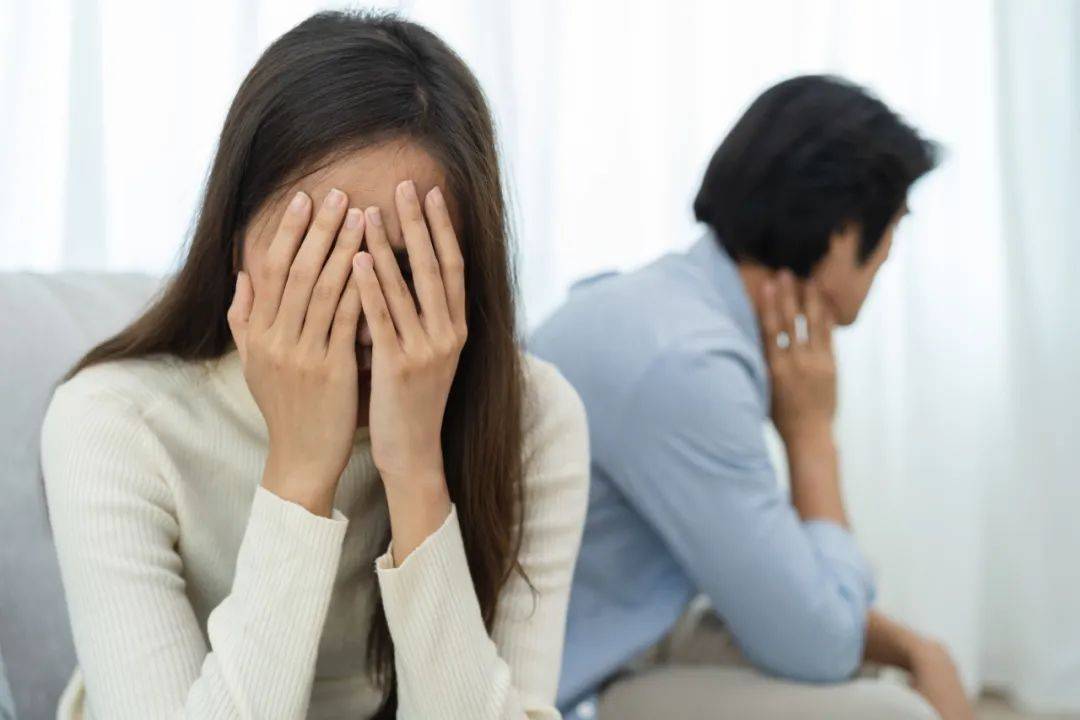 女方1500万买上海豪宅,男方出轨男性还称这是送他的"彩礼"_小陈_父母