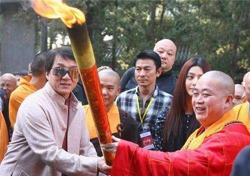 网友:少林寺已变成发财寺_寺庙_中国_商业化