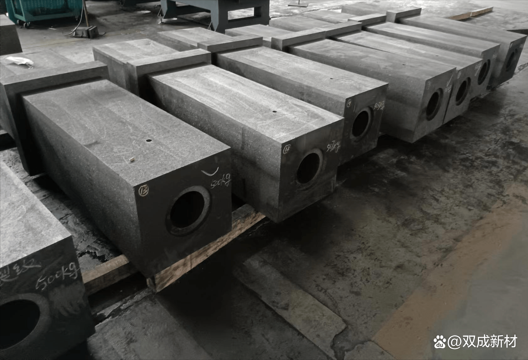 天然石墨简介及应用领域_材料_润滑_导电