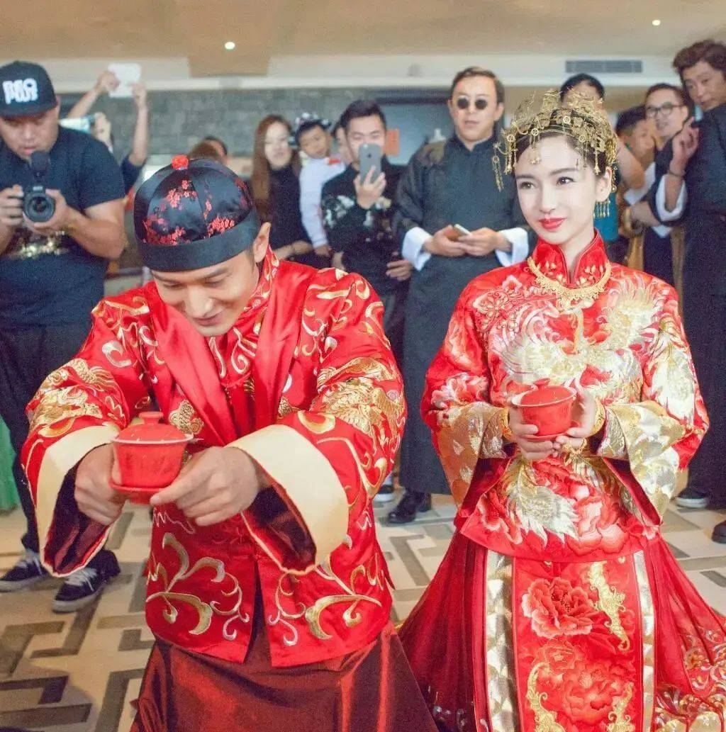 这一次黄晓明选择了沉默_事业_婚礼_朱皮