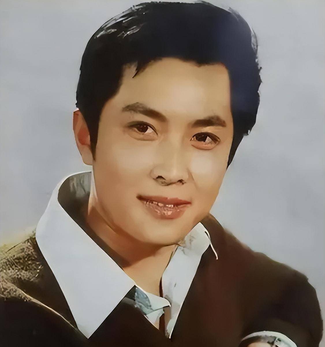 这一幕不仅引发了舆论的猜测,还让孙涛对唐国强和陈冲的关系心生猜忌