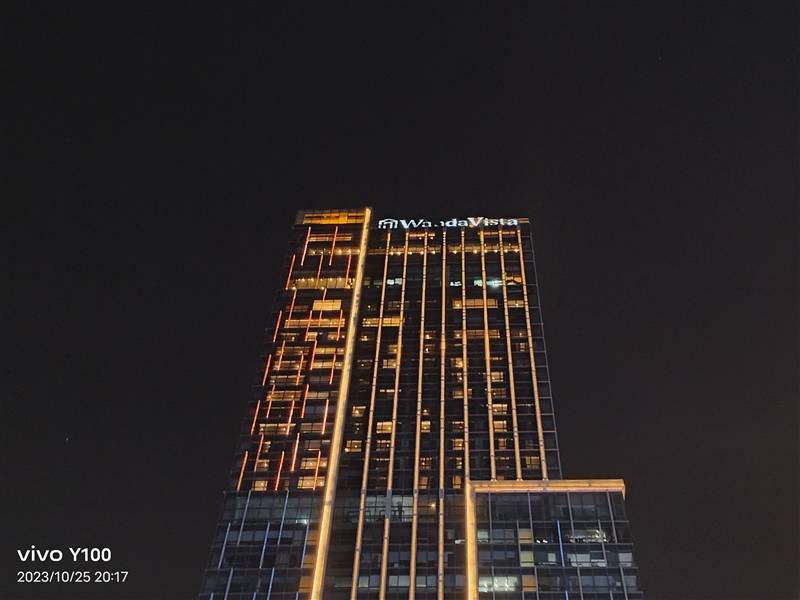 5000mAh电池轻松用一天半！vivo Y100评测：名副其实的千元高颜值续航神机(图24)