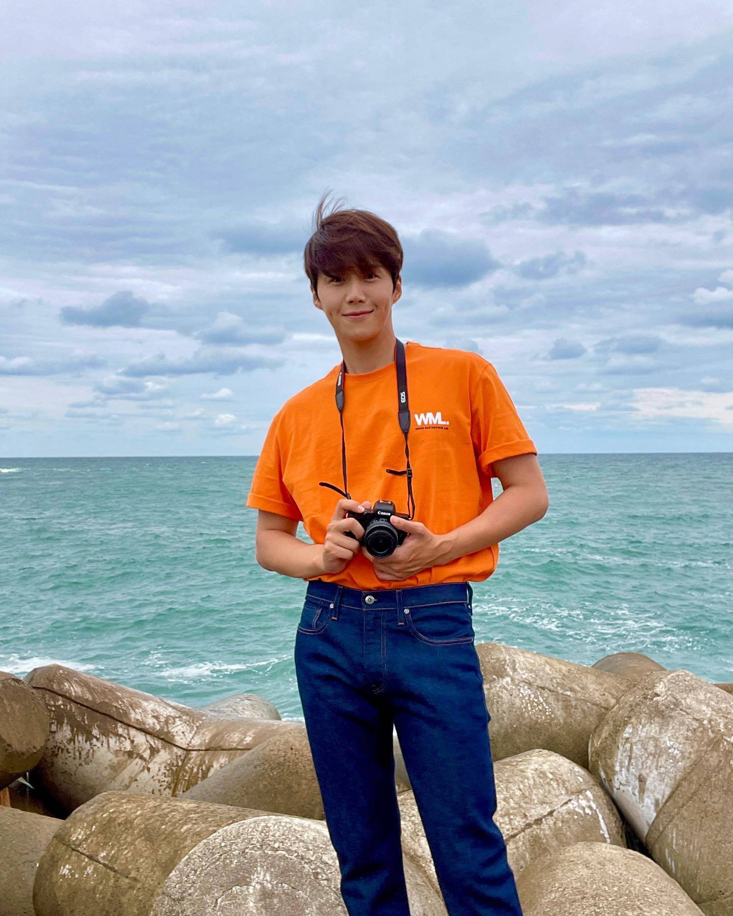 精选10个「男友照达人」韩星,车银优,黄旼炫让人好心动!