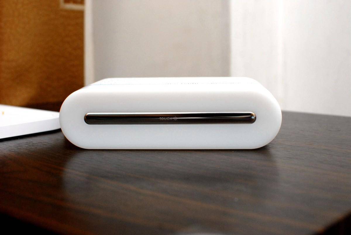 礼物分享：VFZ无线充电台灯，闹钟+时钟+无线充，好看好用又实用