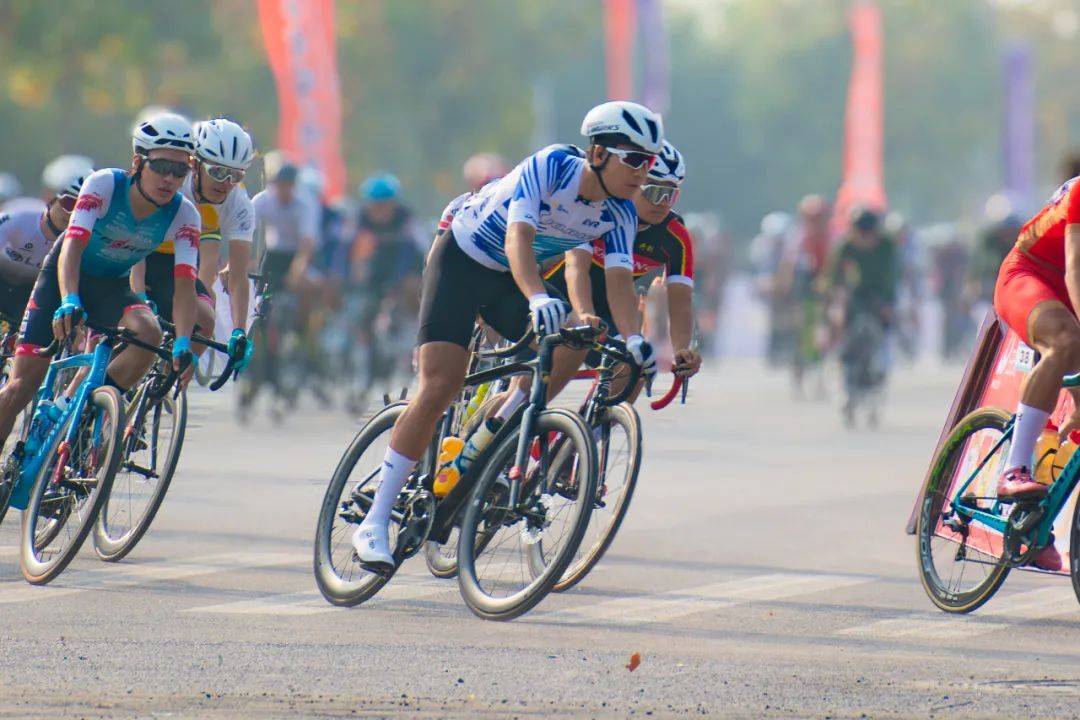 蓝翎环科赞助河南省自行车公开赛 倡导绿色低碳生活_方式_赛事_运动