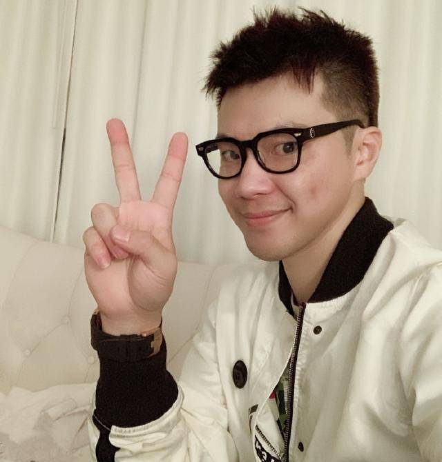 社长随便讲几个,前两年薛之谦和李雨桐那段著名的"求锤得锤"事件的