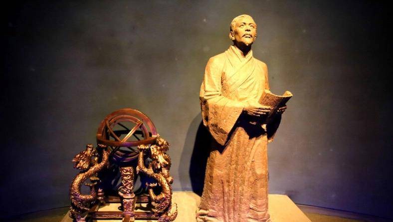 原创两千年历史的地动仪被人批——"不如一块肉"_冯锐_张衡_地震