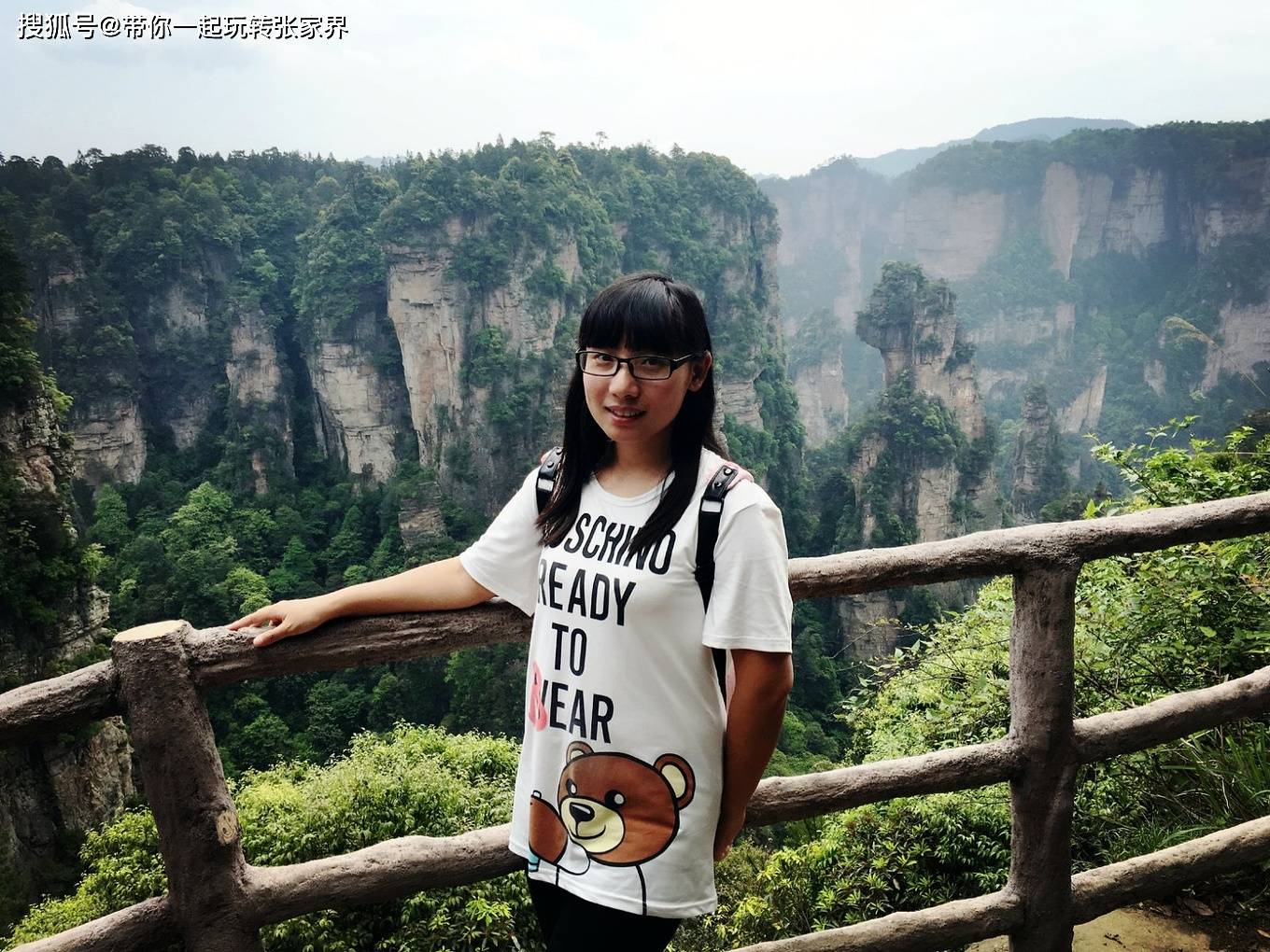 核心景點是天門山寺,寺附近的