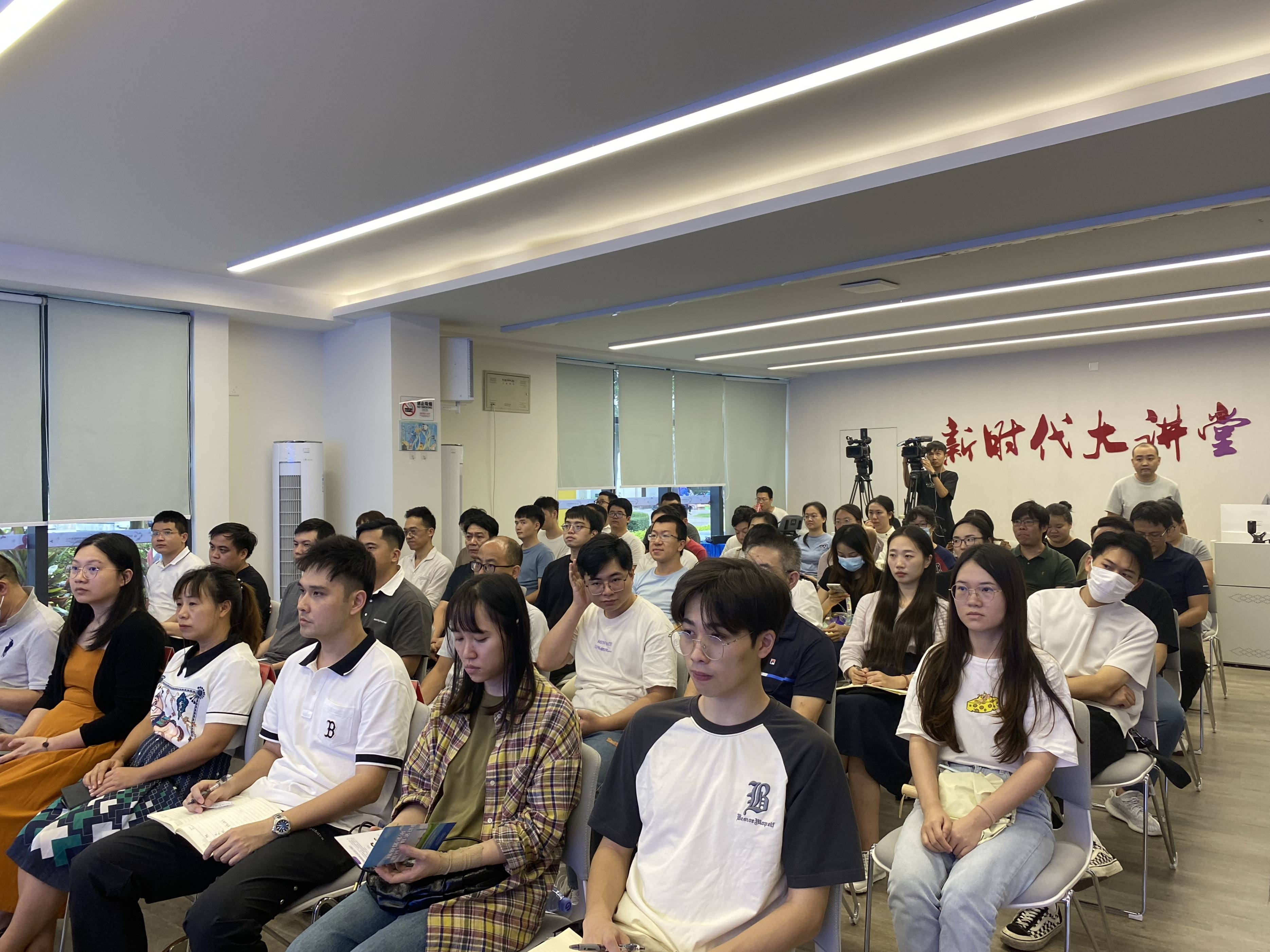 打击黑恶势力,刻不容缓