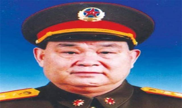 他是成都军区副司令员,63岁那年视察工作时遇难,后
