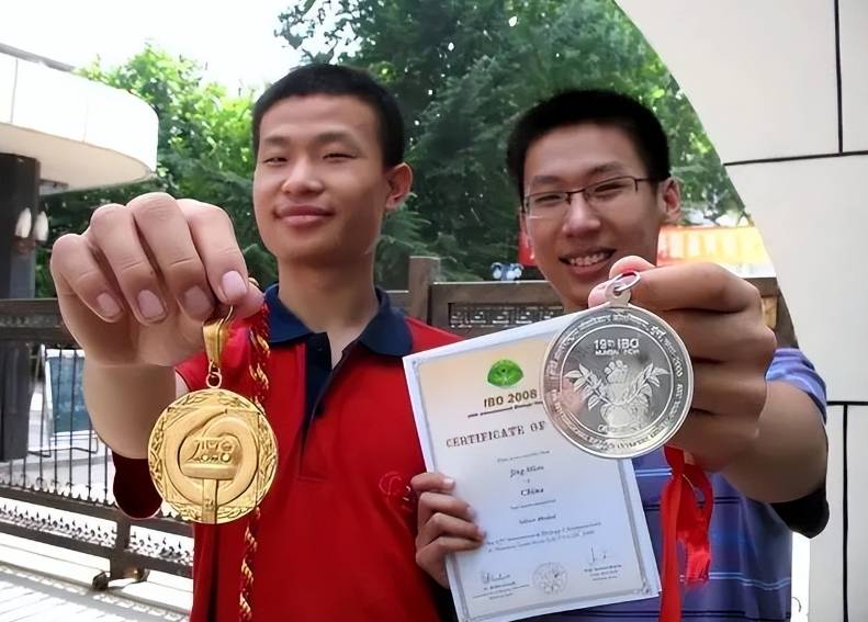 韦神因吃相太难看,遭到"丈母娘"的嫌弃:不会让女儿嫁给他_韦东奕_生活