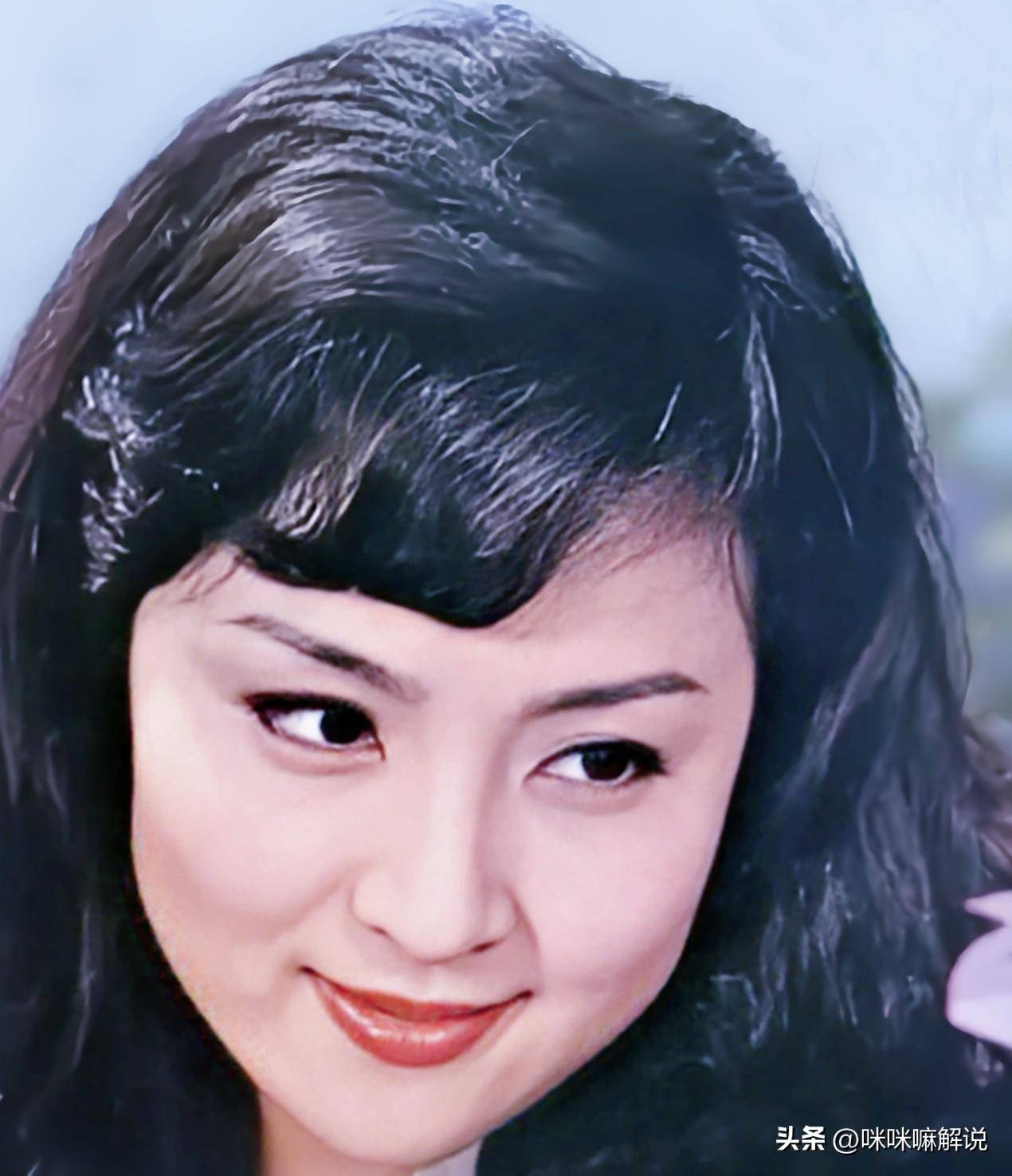 她是从3700人中选出的天赋型女演员,林青霞在她面前也自愧不如_甄珍和