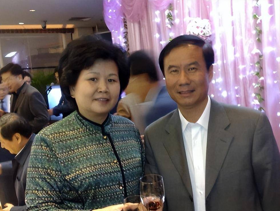 成白发苍苍的老太太了啊_刑质斌_杜宪_张宏民