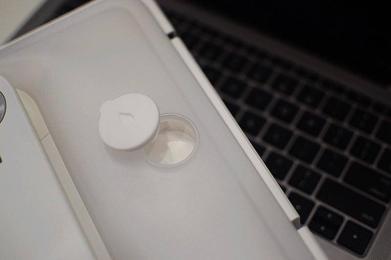 让擦窗更轻松 双向四喷头 赫特智能擦窗机器人W9