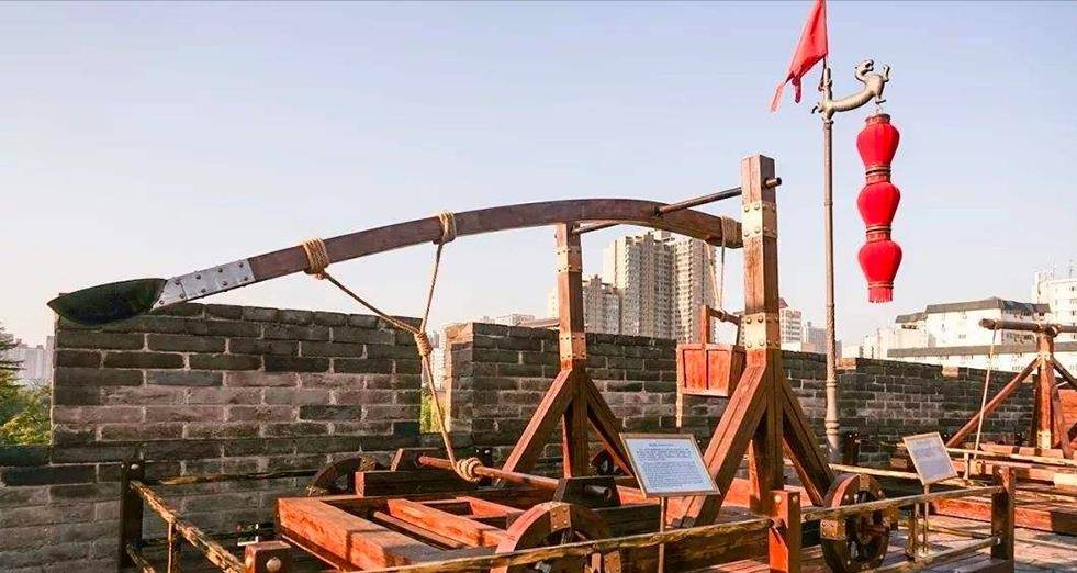 攻城器械墨家学说核心观点之一墨家中的每一个成员都有敢于牺牲的精神