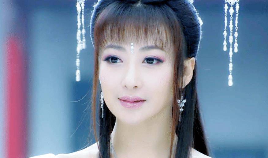 中的殷离被熟知,婚后不在演戏,现如今付出无人知_陈紫函_演艺界_优势