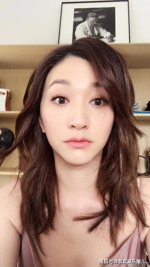 47岁李小冉,真的好美好性感啊!_观众_演艺圈_中国