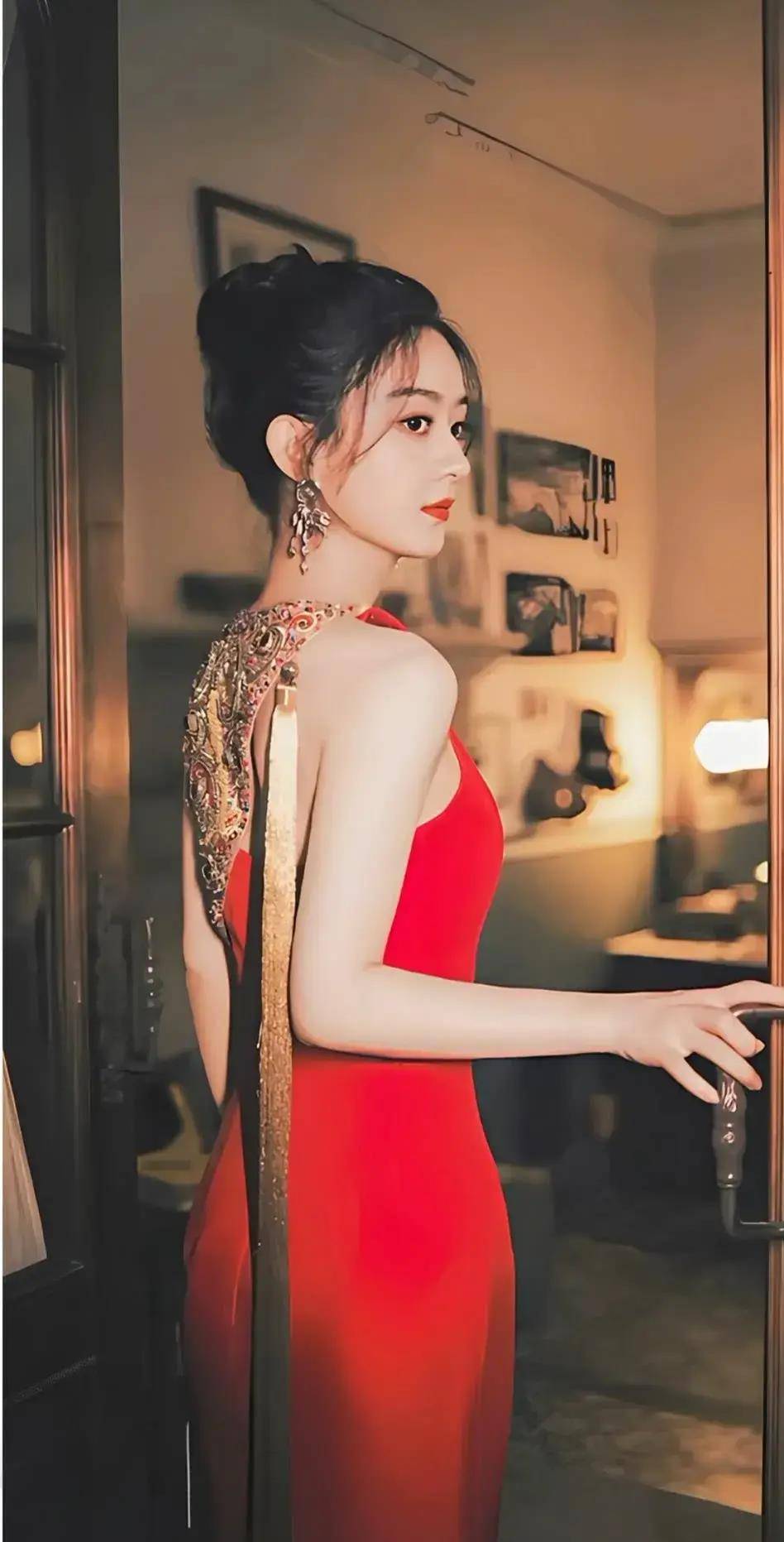 爱神赵丽颖蜜桃勾魂臀系列_zglkpxdlyl_rpb_zjzmnzzlnmm