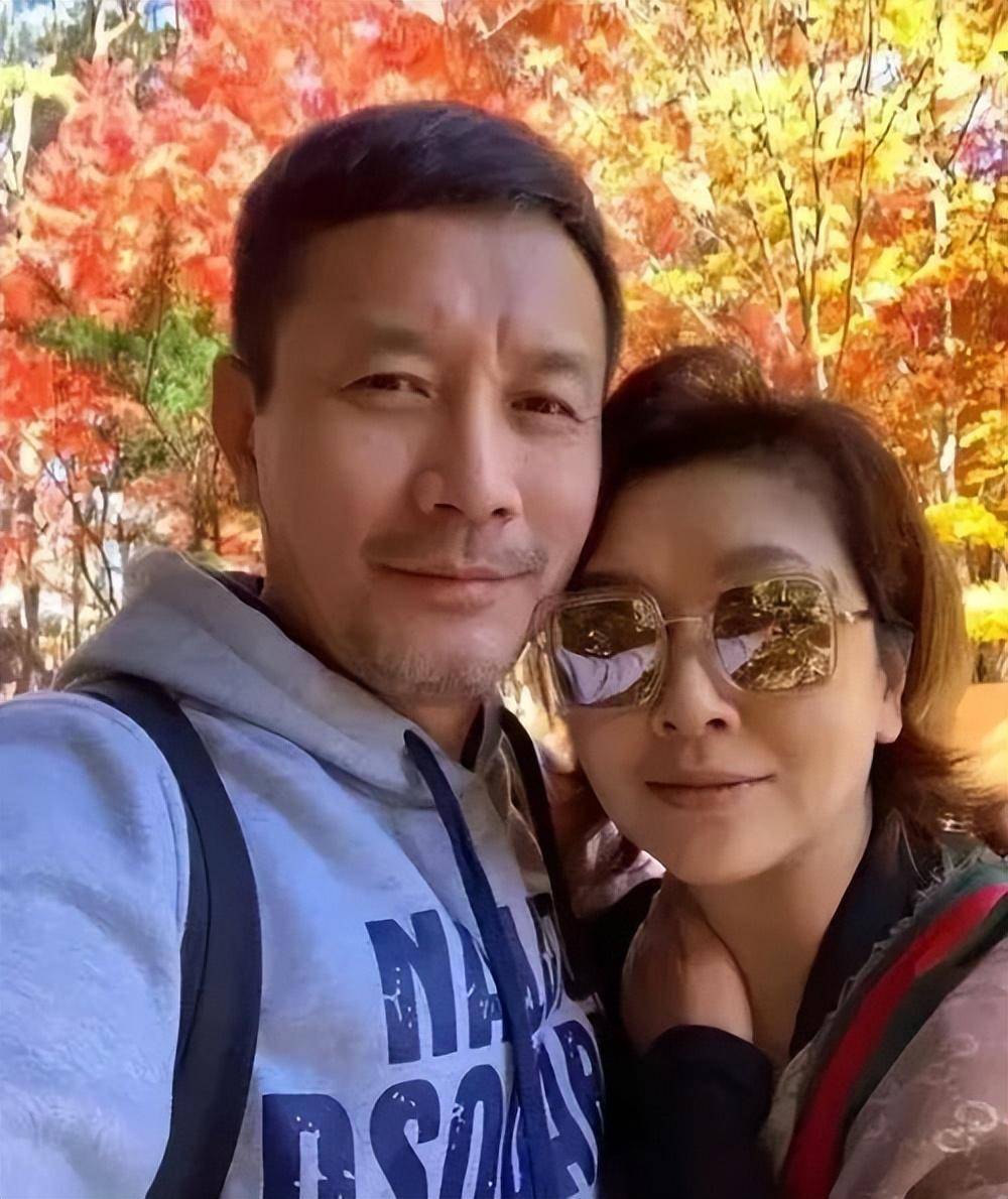 绿了爱情,赵宝刚捧红的女明星们难逃情感驿动的宿命_江珊_刘蓓_女儿