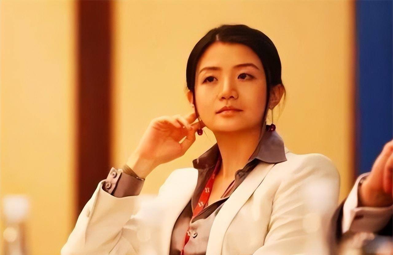 王牌李颖决定留在云锋继续深造,并先后带领云锋基金投资了蚂蚁金服