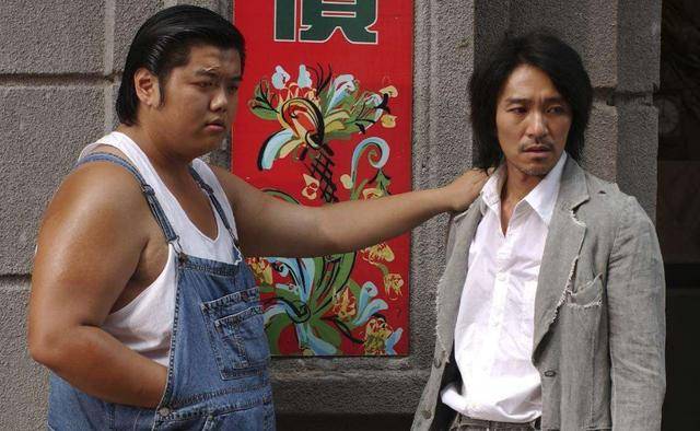 演了30年龙套,周星驰一部戏把他捧上人生巅峰,元华的坎坷星路_李小龙