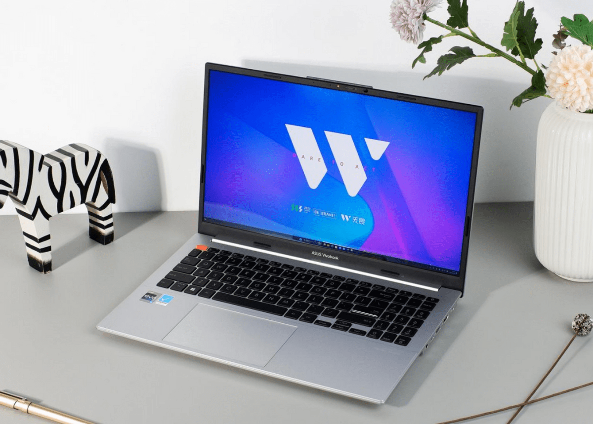 学生党双十一轻薄本选择 华硕无畏15i标压高性能 120hz oled高刷屏