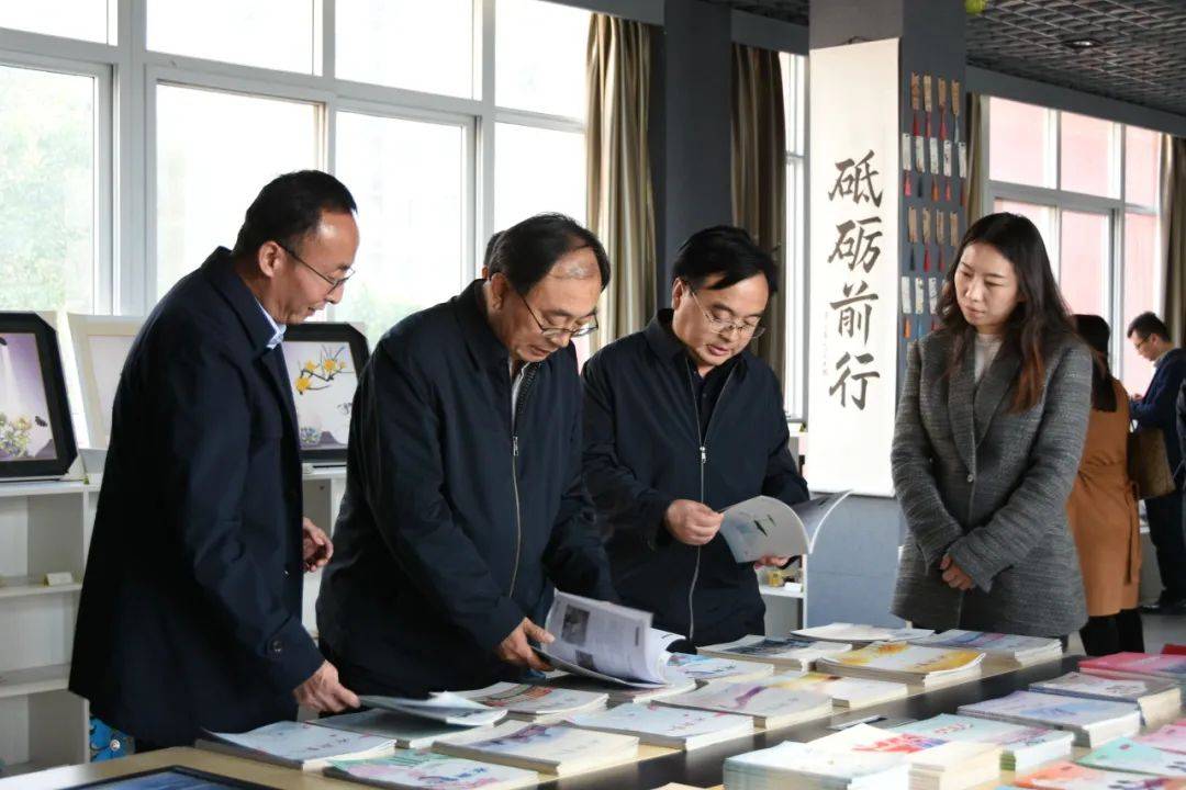 濮阳市委宣传部督导清丰县明月湖小学"护苗工作站"示范点创建工作