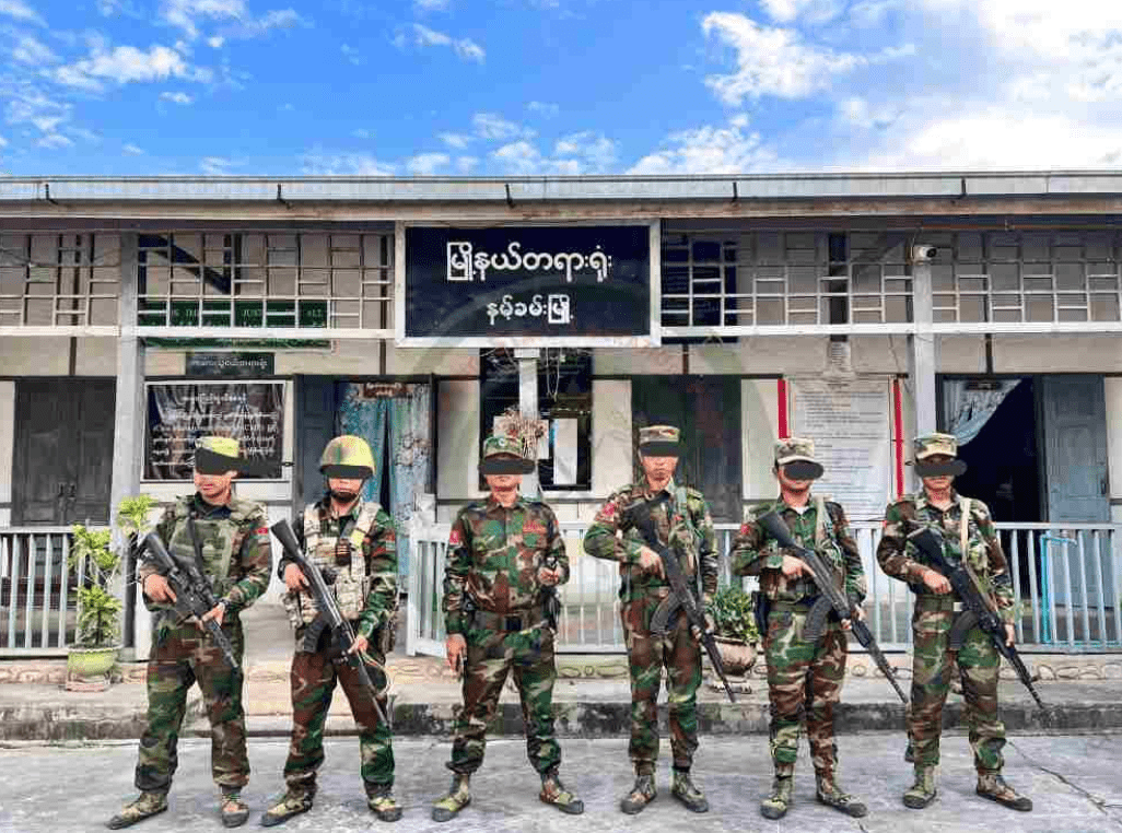 四天四夜围攻:被围缅军已举白旗缴枪投降_缅北_联军_缅甸